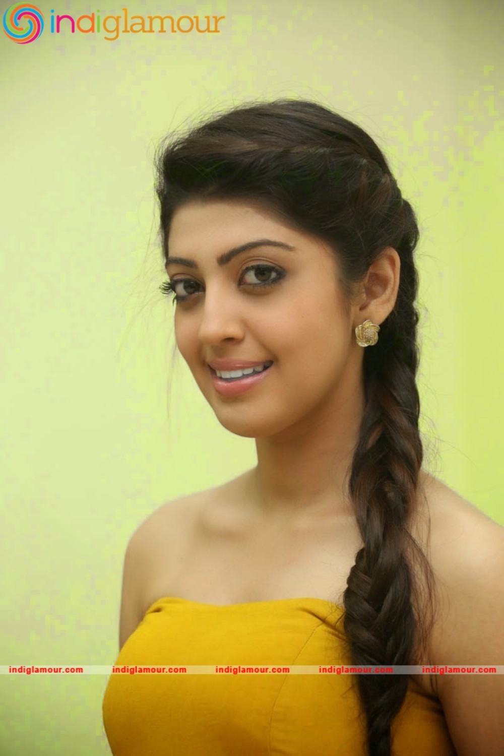 Pranitha Subhash Actress hd photo