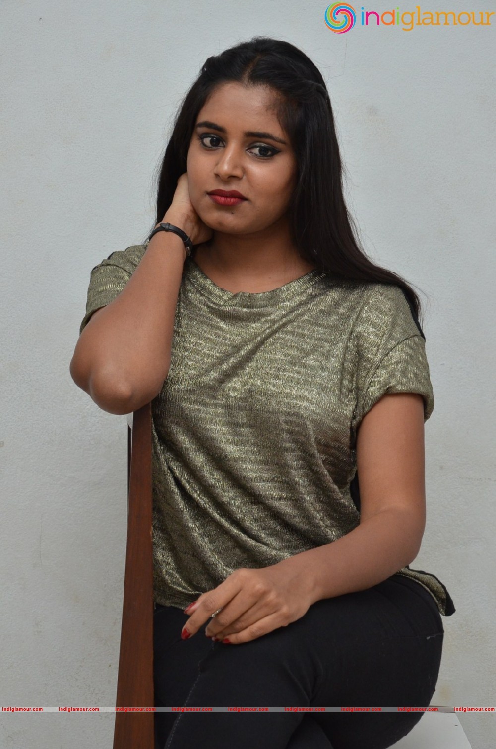 Roopa Reddy Actress hd photo