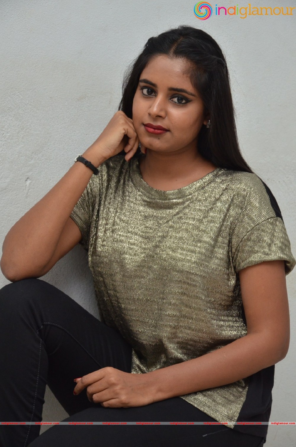 Roopa Reddy Actress hd photo