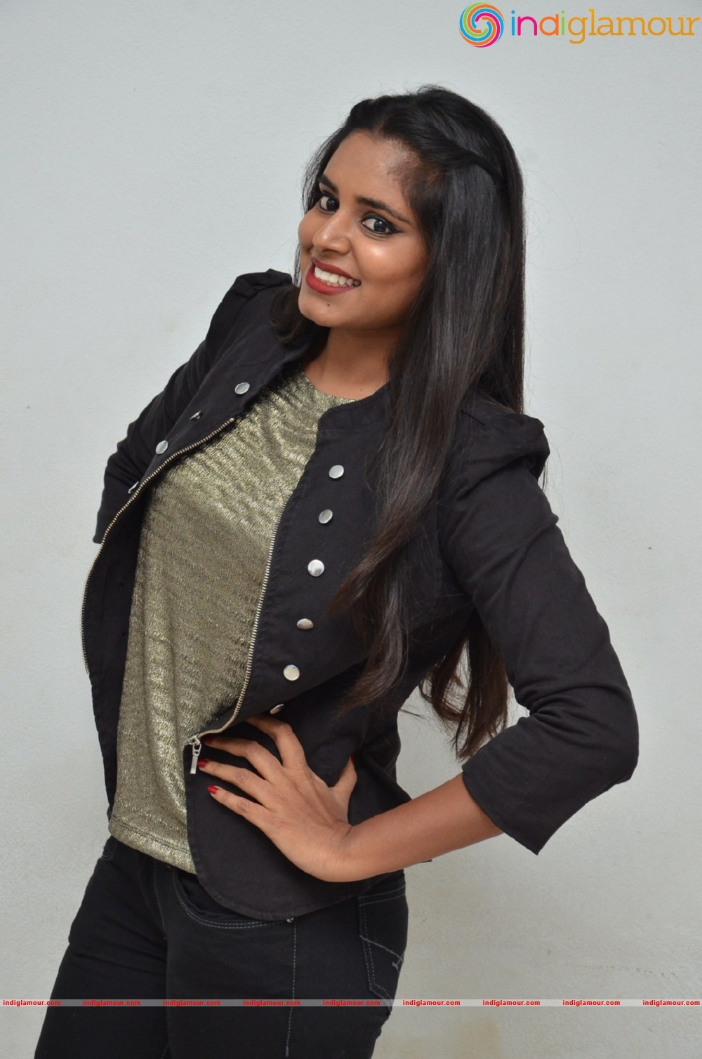 Roopa Reddy Actress hd photo