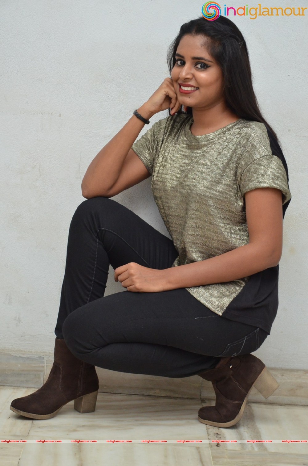 Roopa Reddy Actress hd photo