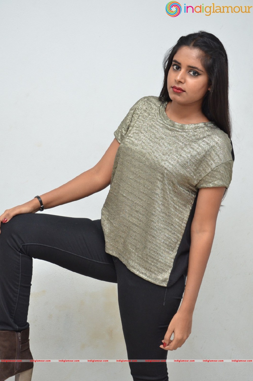 Roopa Reddy Actress hd photo