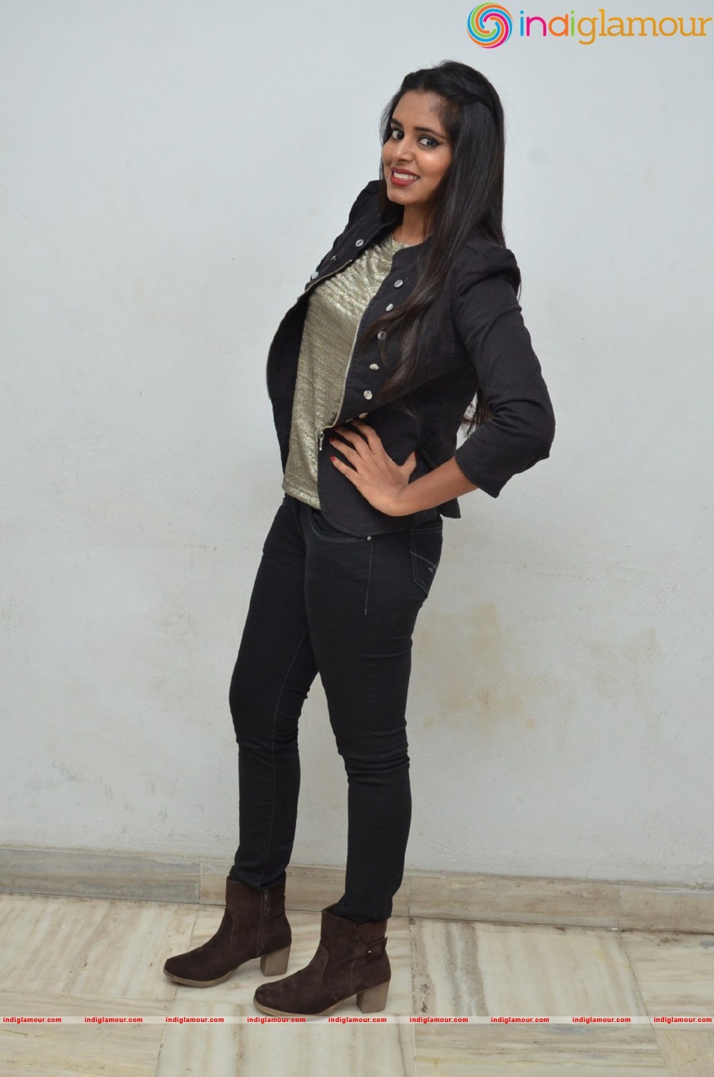 Roopa Reddy Actress hd photo