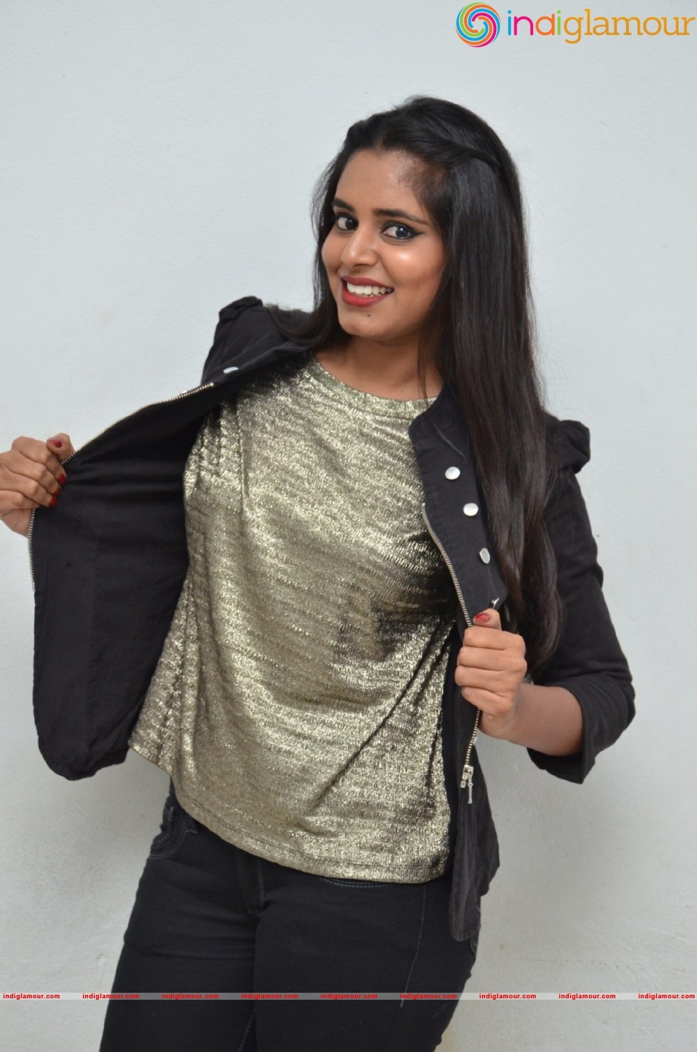 Roopa Reddy Actress hd photo
