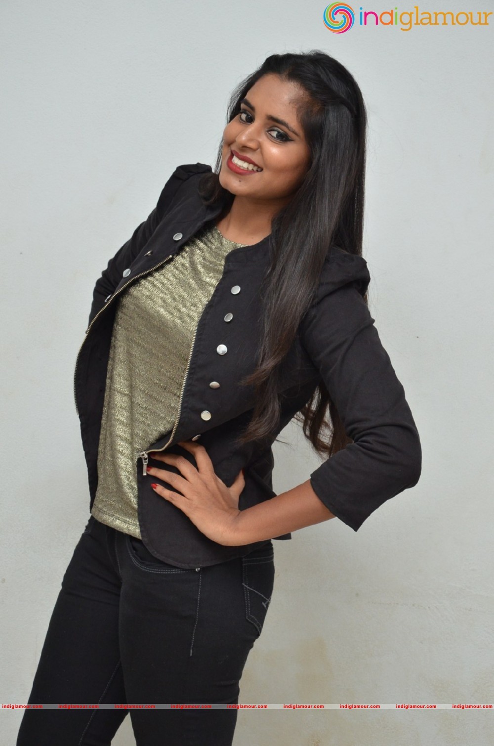 Roopa Reddy Actress hd photo