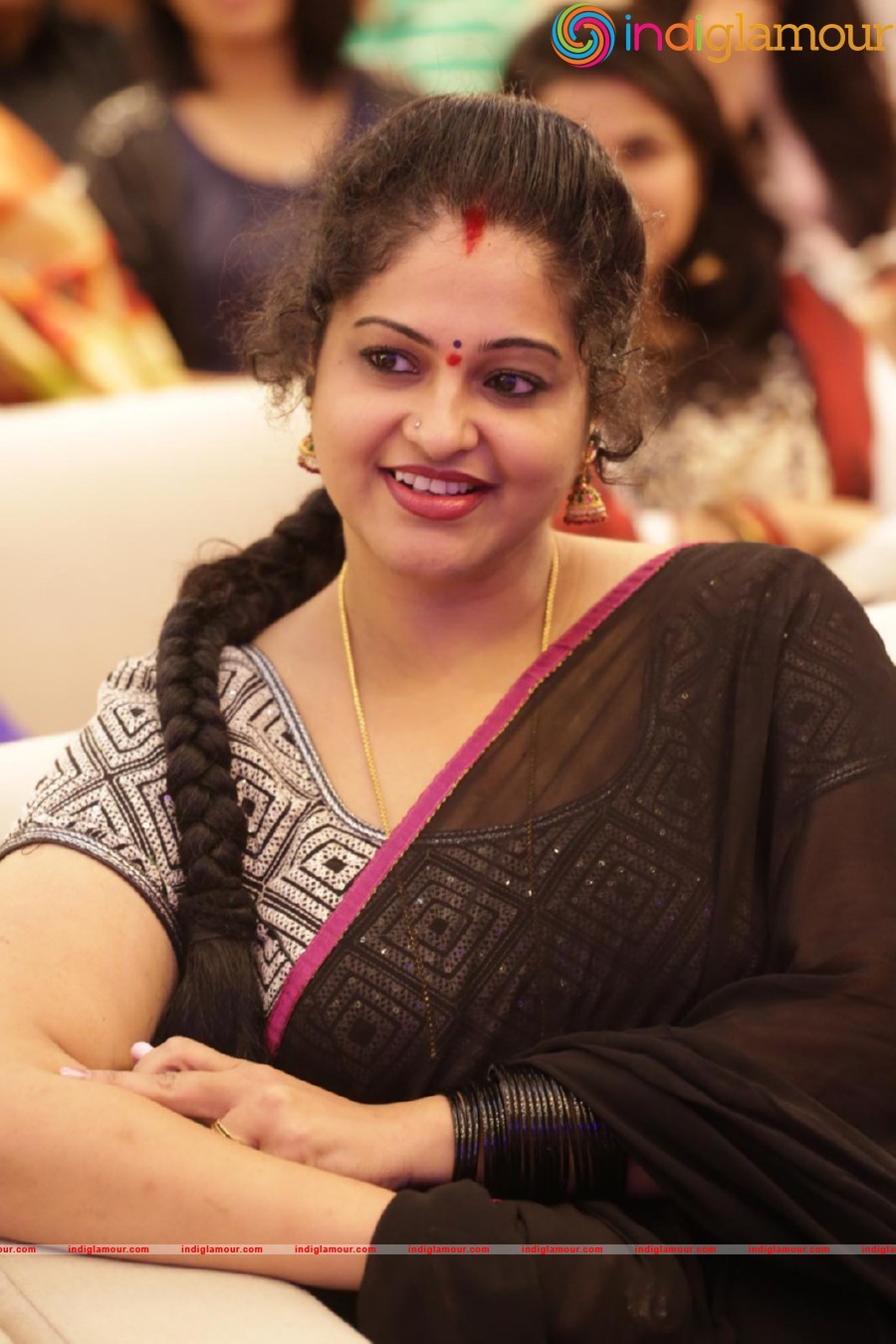 Raasi Actress hd photo