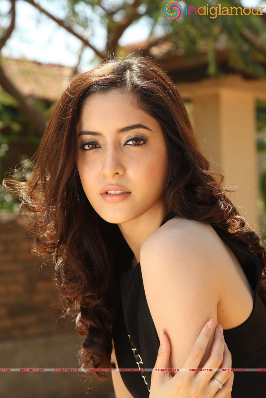 Pinky Savika Actress hd photo