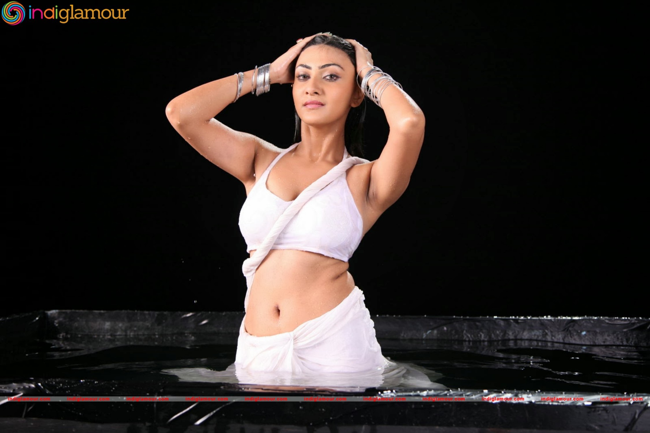 Neelam Upadhyay Actress hd photo