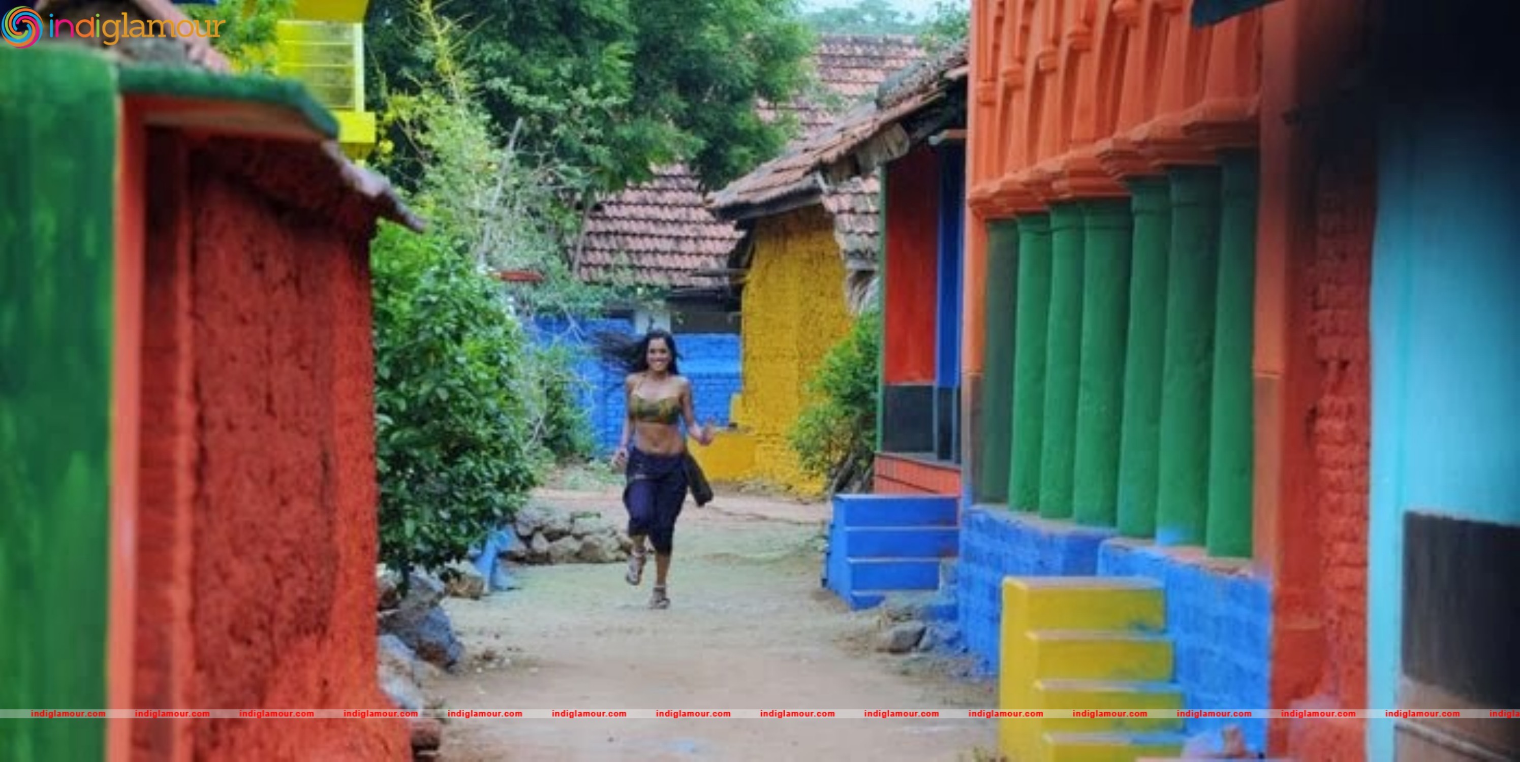 Puja Actress hd photo