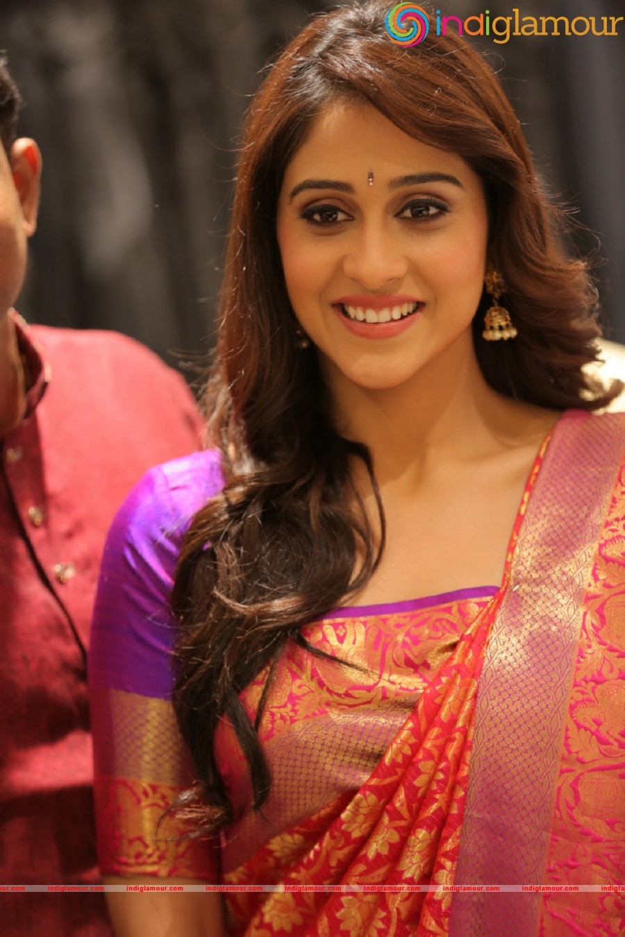 Regina Cassandra Actress hd photo