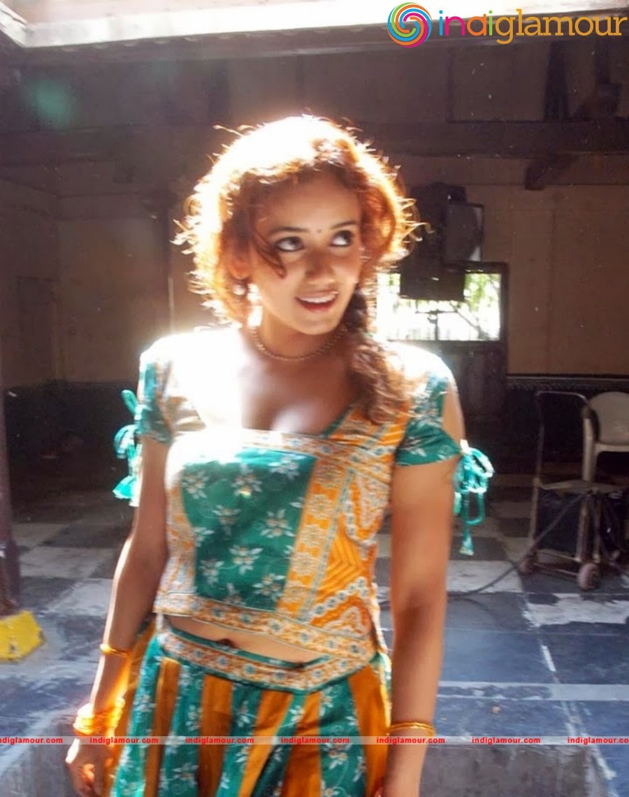 Sherya Narayan Actress hd photo