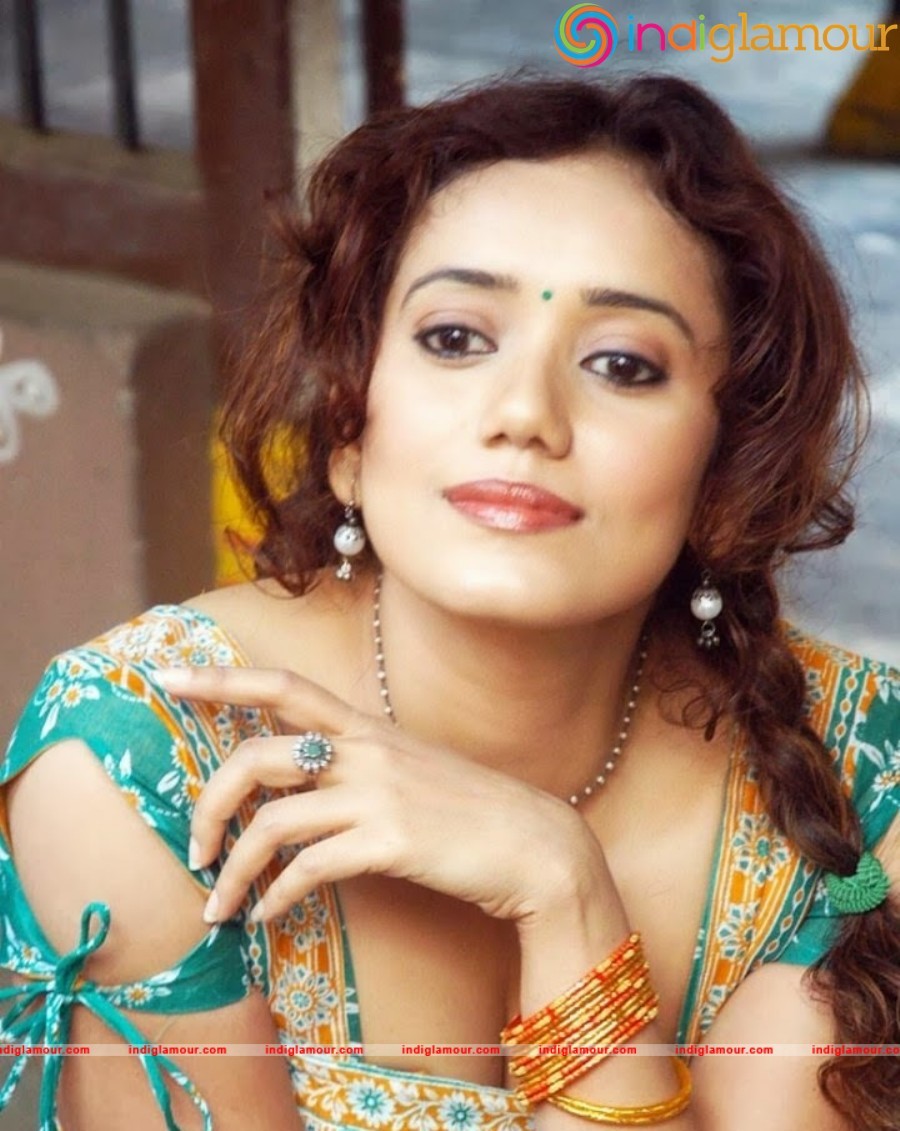 Sherya Narayan Actress hd photo