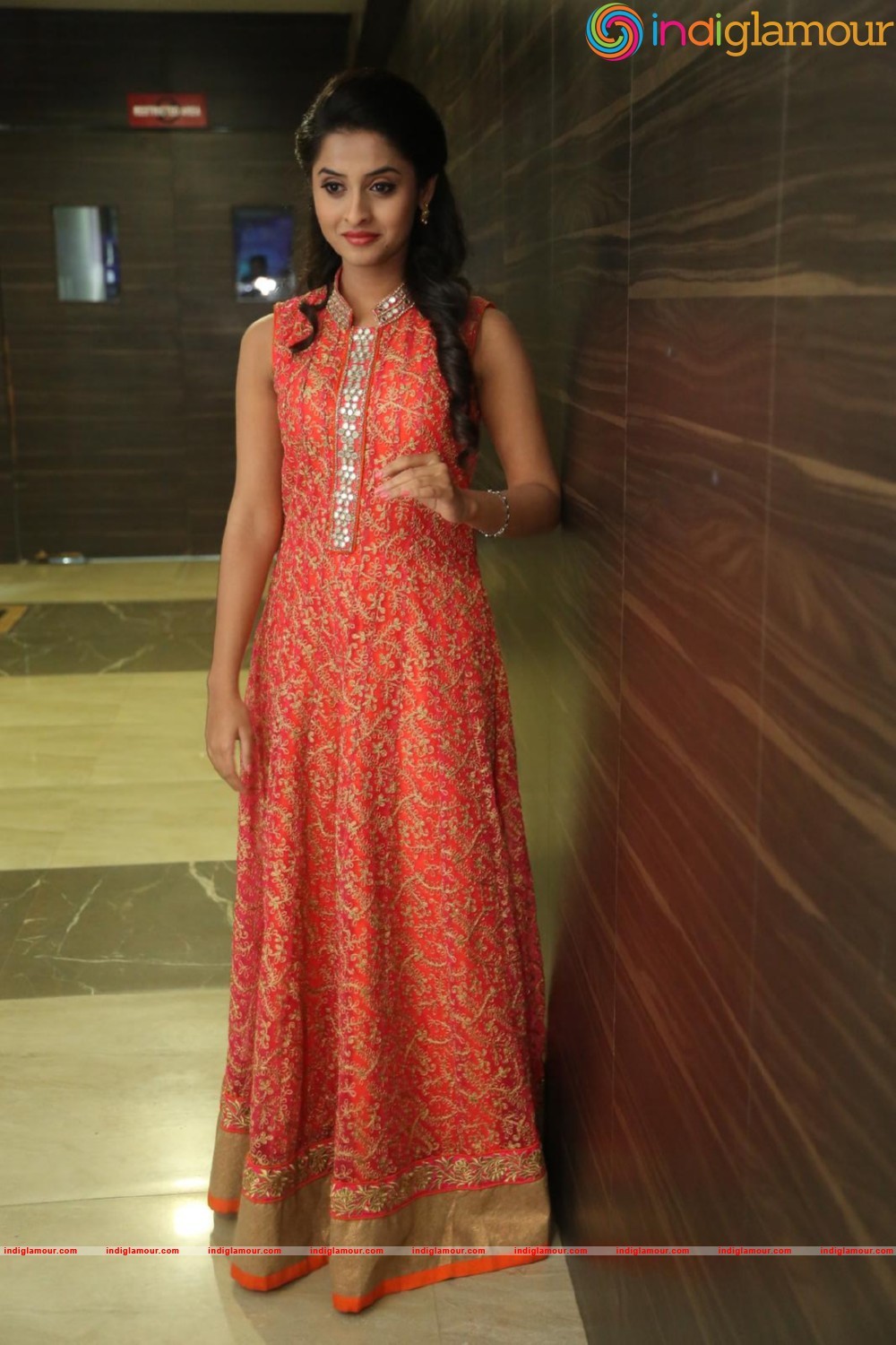Arthana Actress hd photo