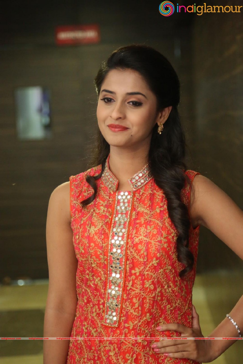 Arthana Actress hd photo