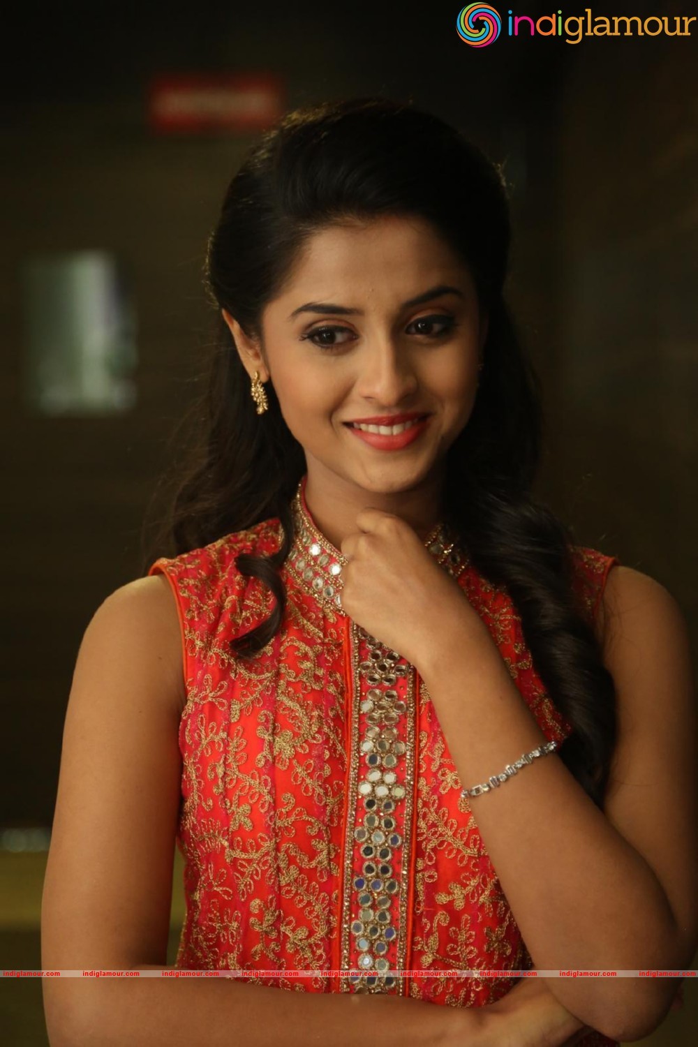 Arthana Actress hd photo