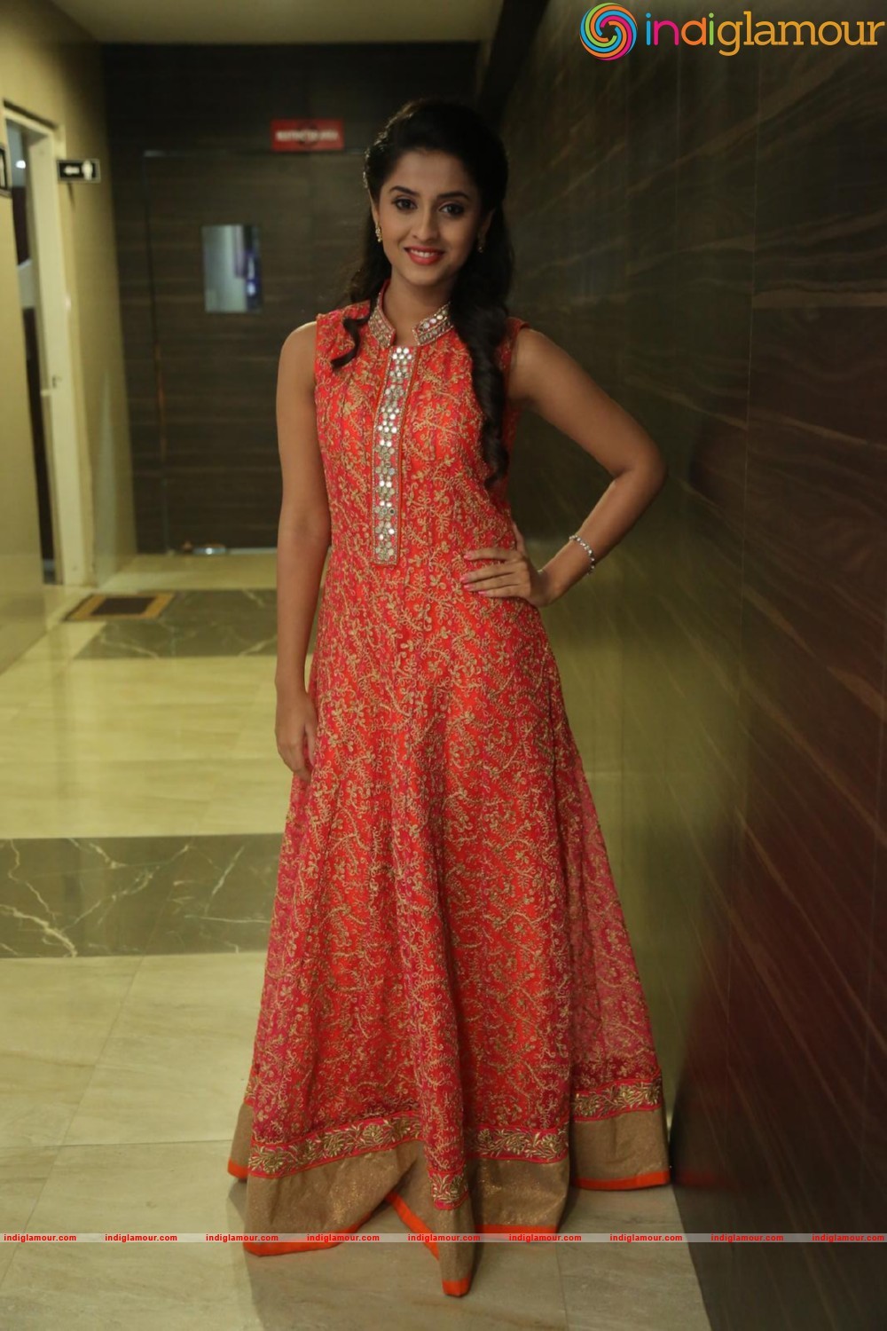 Arthana Actress hd photo