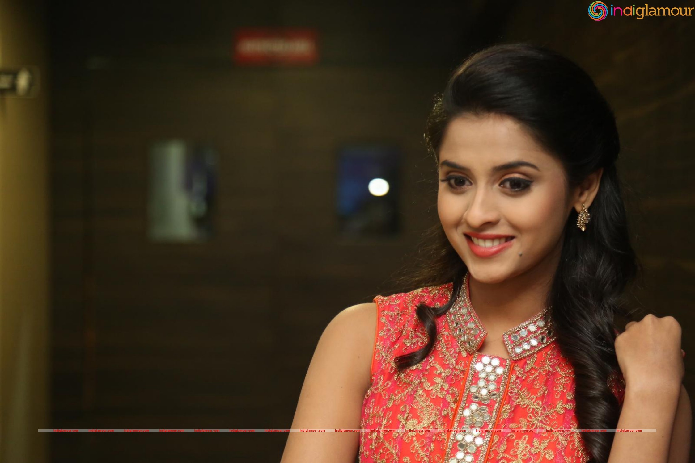Arthana Actress hd photo