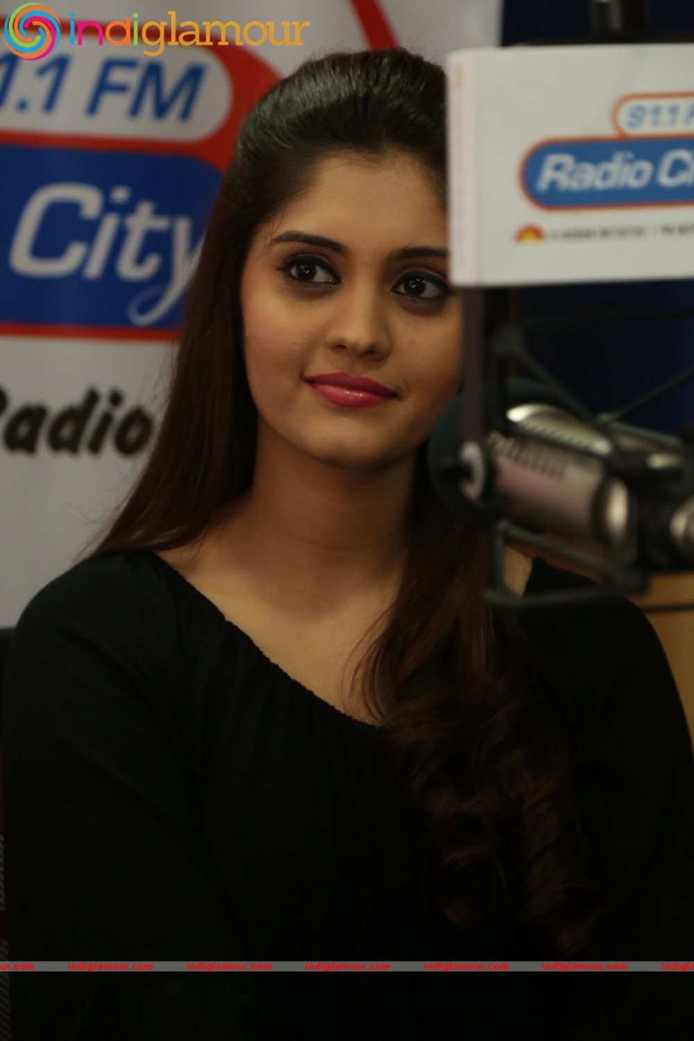 Surabhi Actress hd photo