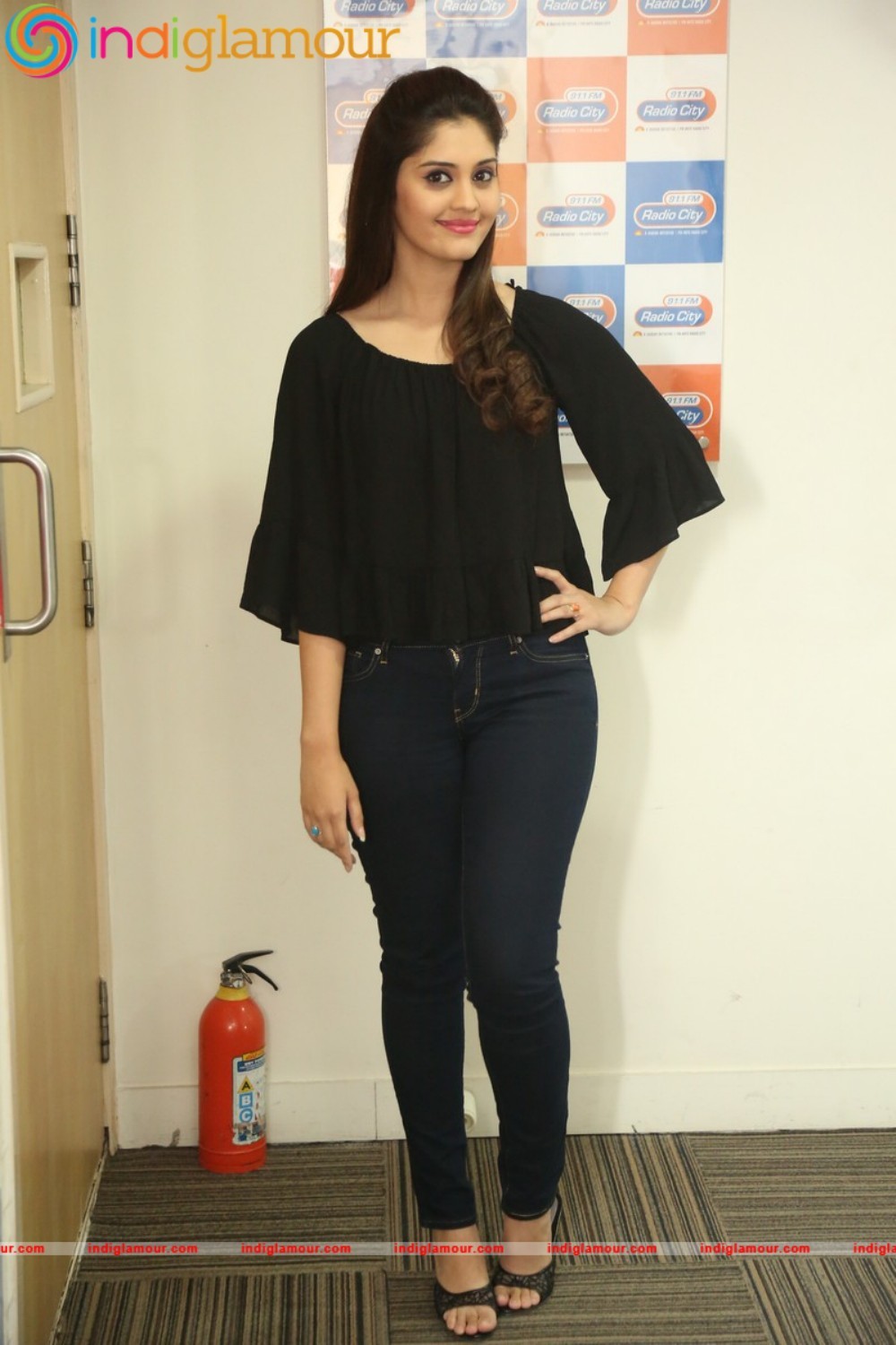 Surabhi Actress hd photo