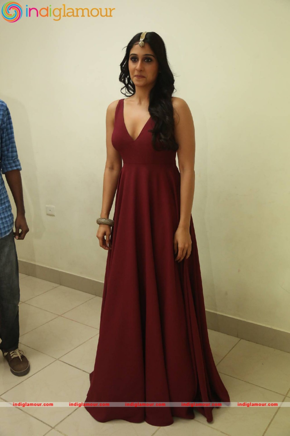Regina Cassandra Actress hd photo