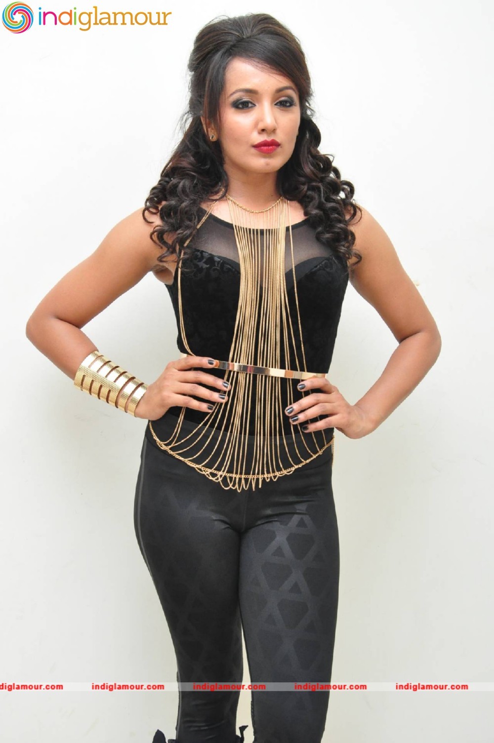 Tejaswi Madivada Actress hd photo