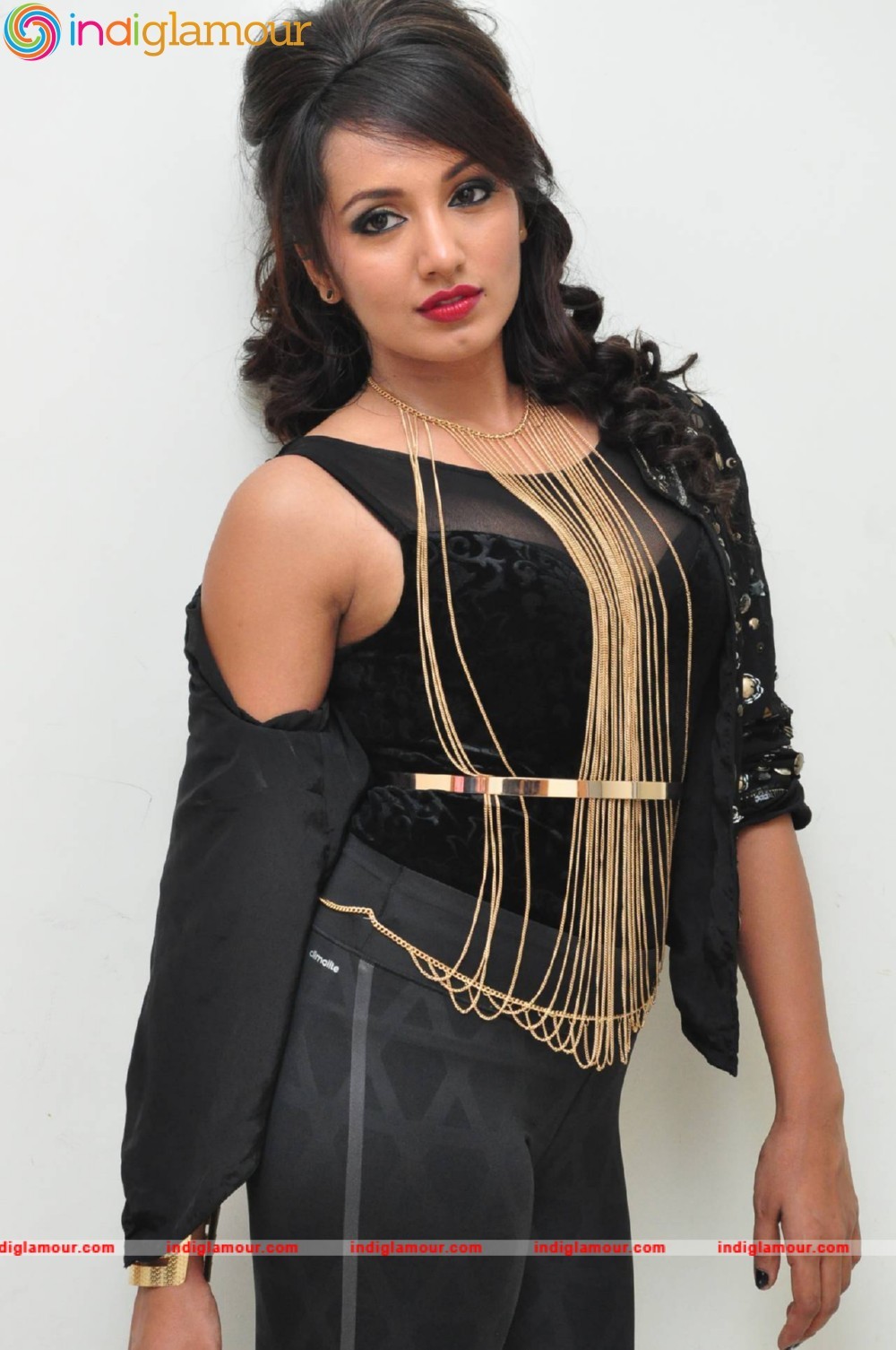 Tejaswi Madivada Actress hd photo
