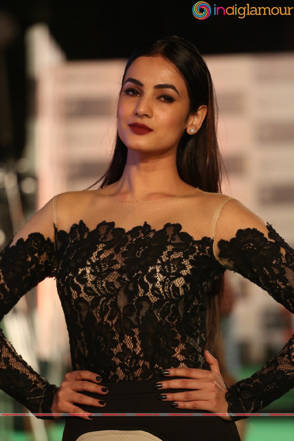 Sonal Chauhan Actress hd photo