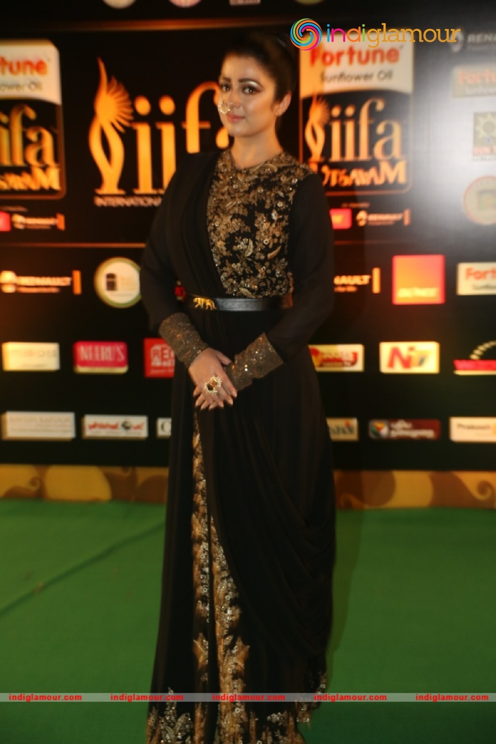 Charmy Kaur Actress hd photo