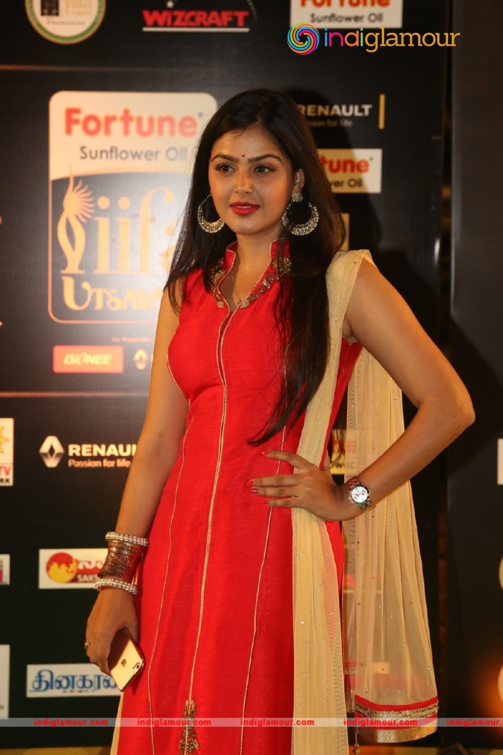 Monal Gajjar Actress hd photo