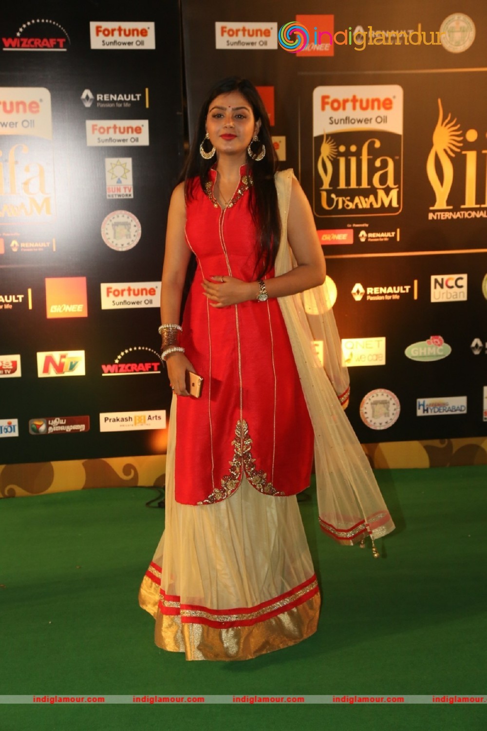 Monal Gajjar Actress hd photo