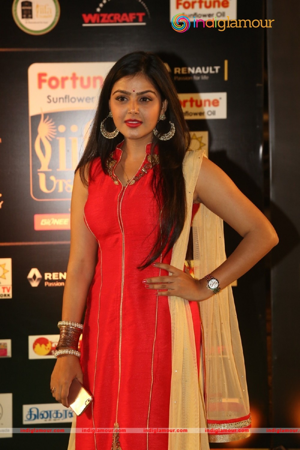 Monal Gajjar Actress hd photo