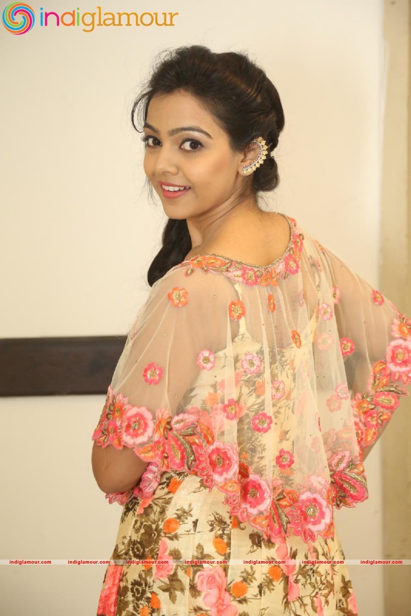 Nithya Shetty Actress hd photo