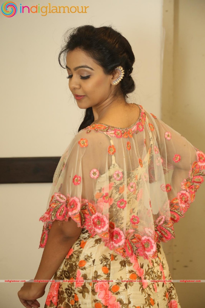 Nithya Shetty Actress hd photo