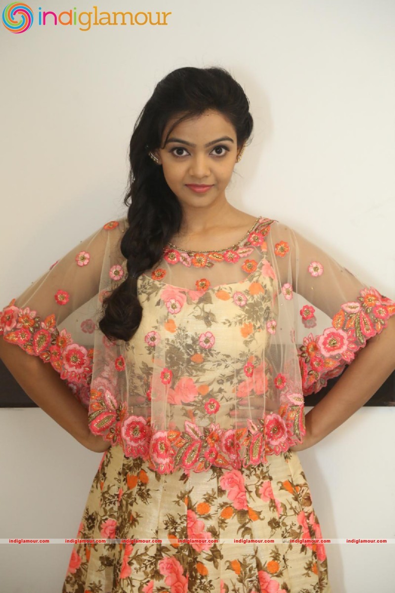 Nithya Shetty Actress hd photo