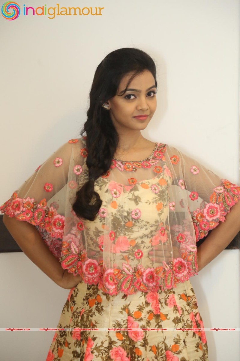Nithya Shetty Actress hd photo