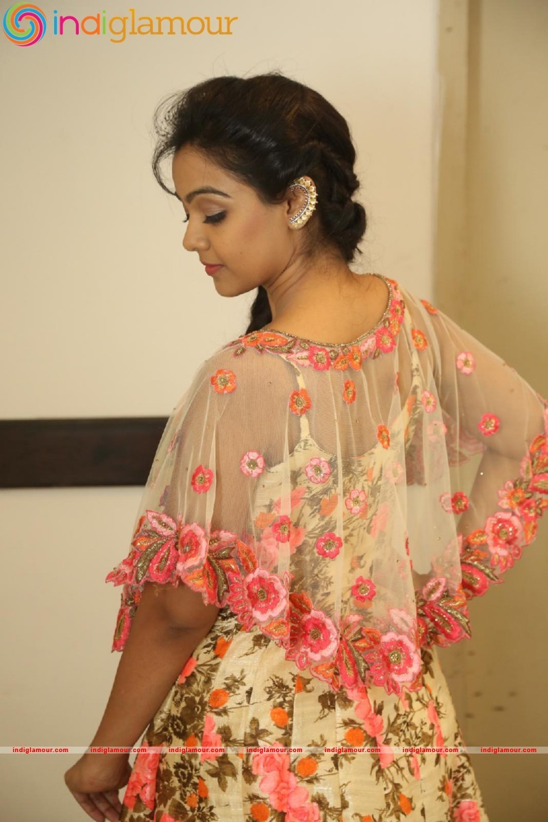 Nithya Shetty Actress hd photo