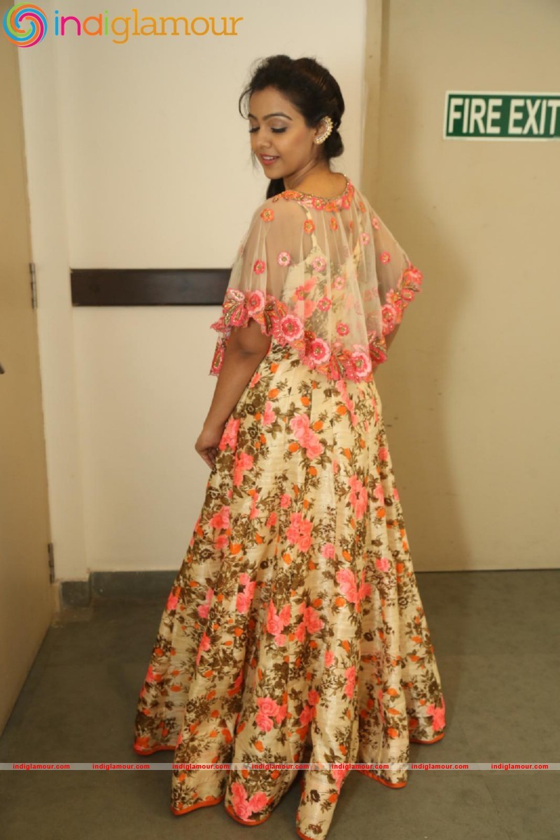 Nithya Shetty Actress hd photo