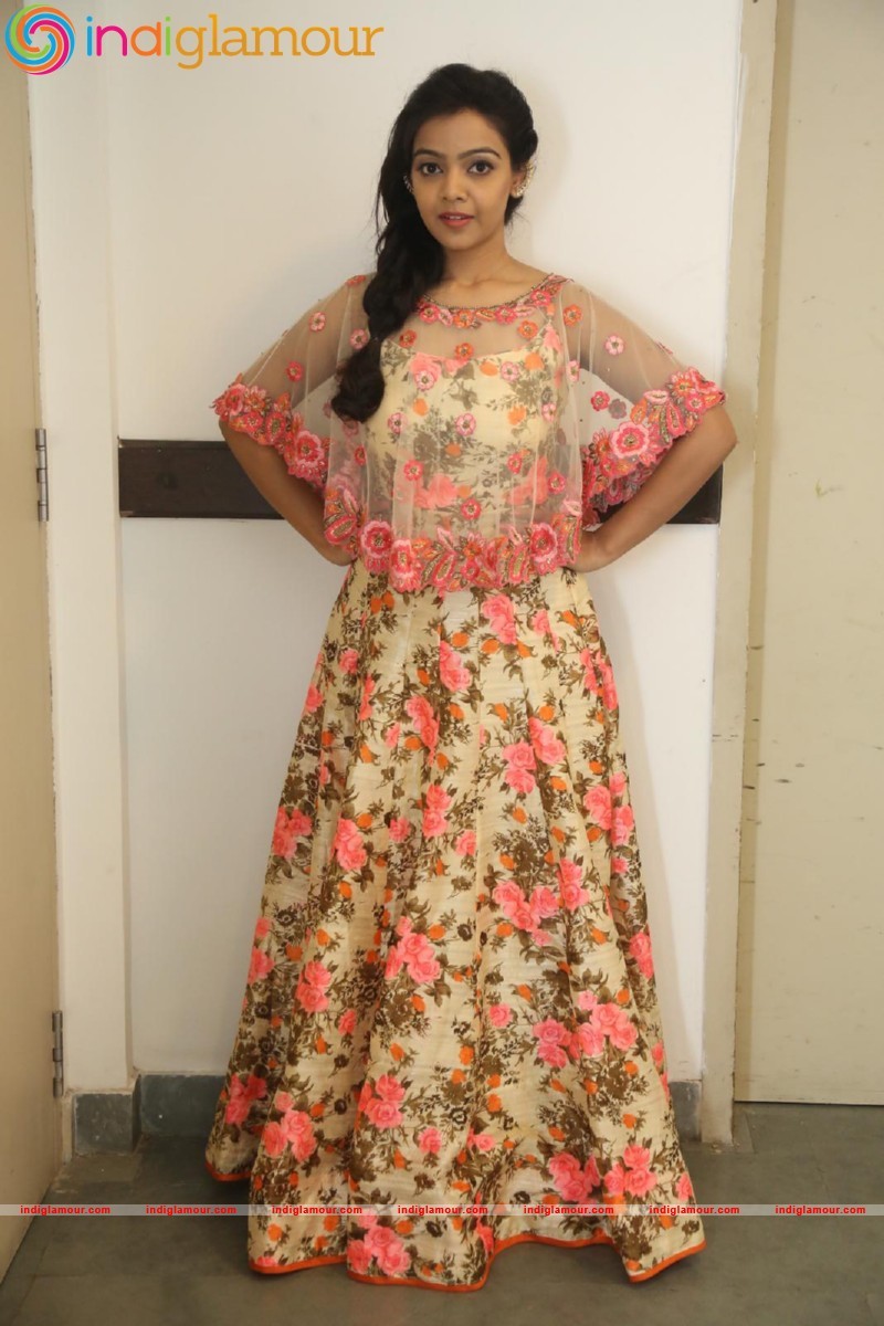 Nithya Shetty Actress hd photo