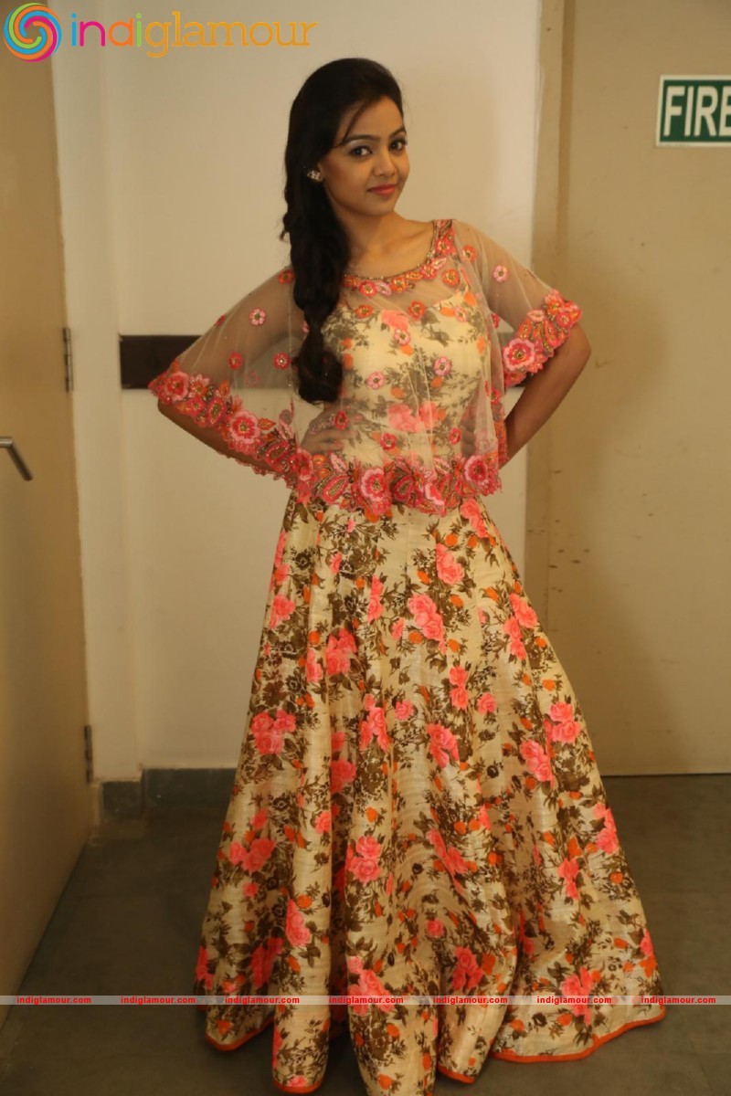 Nithya Shetty Actress hd photo