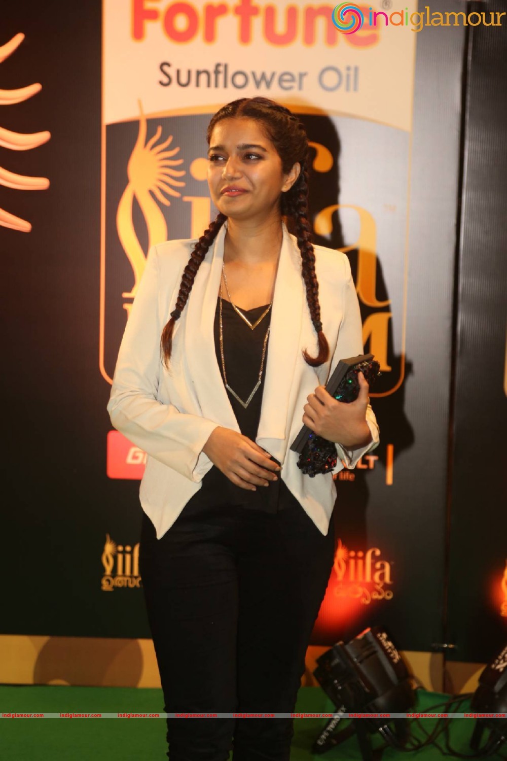 Swathi Reddy Actress hd photo