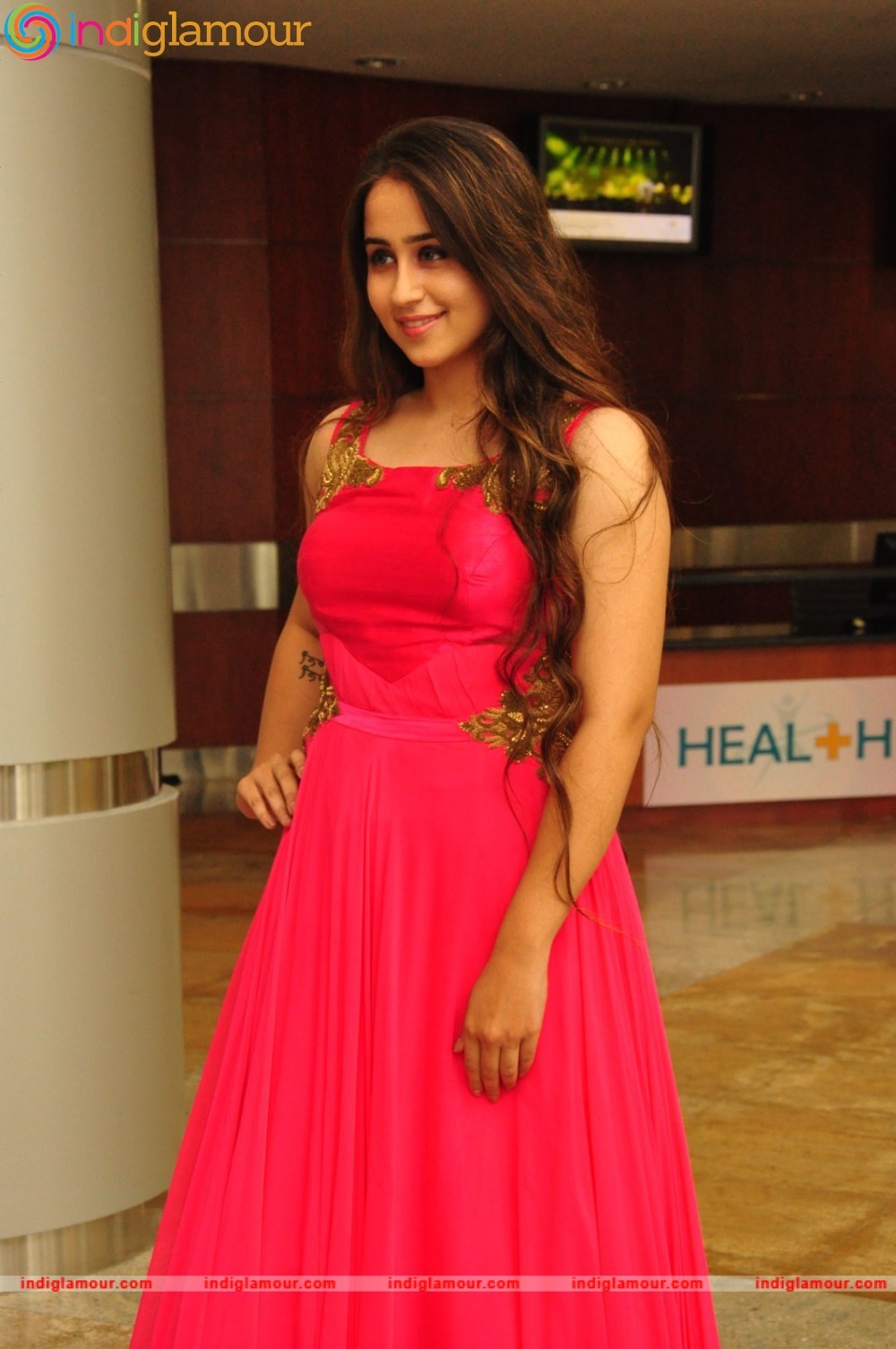 Simrath Actress hd photo