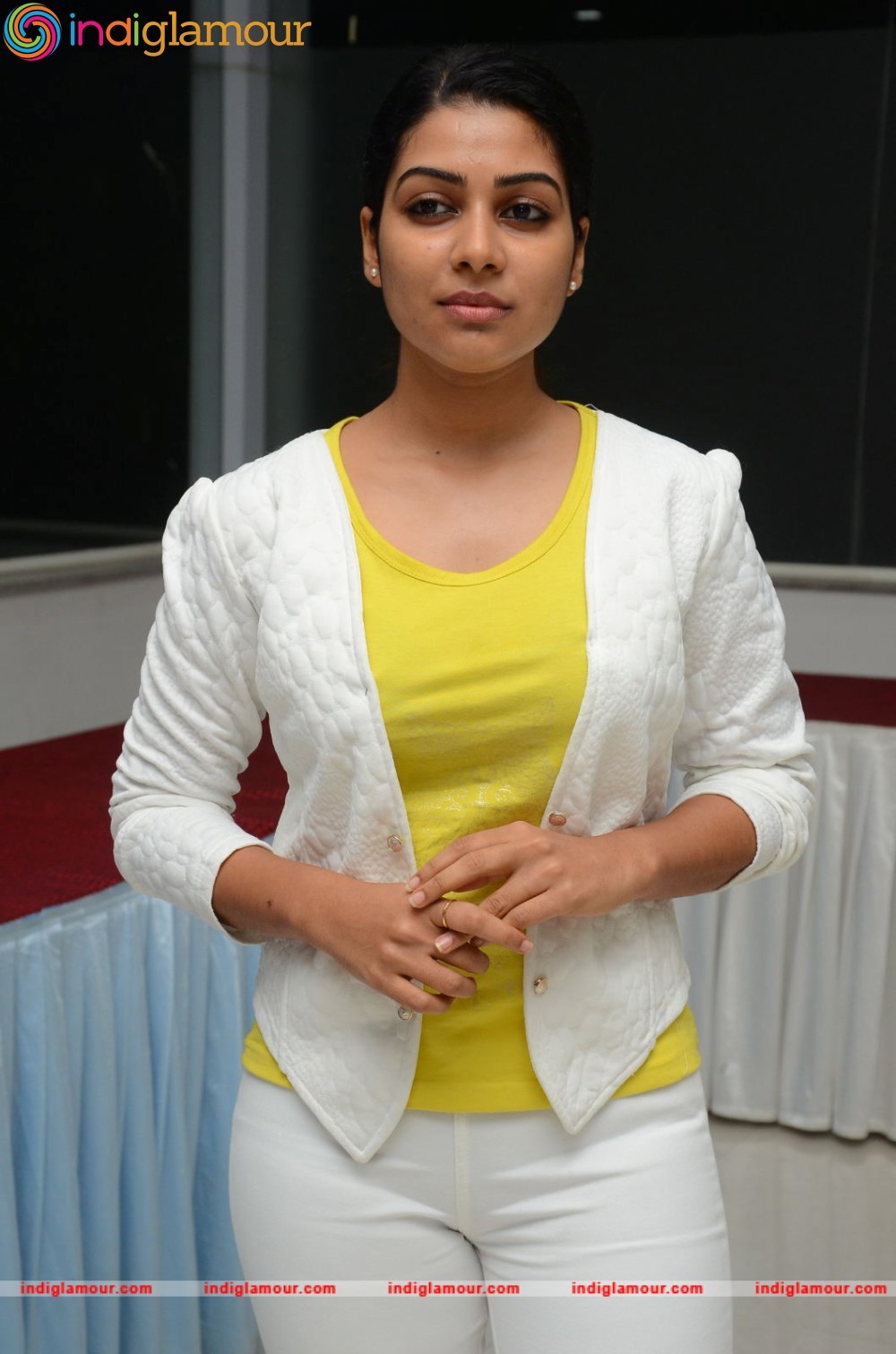 Satna Titus Actress hd photo