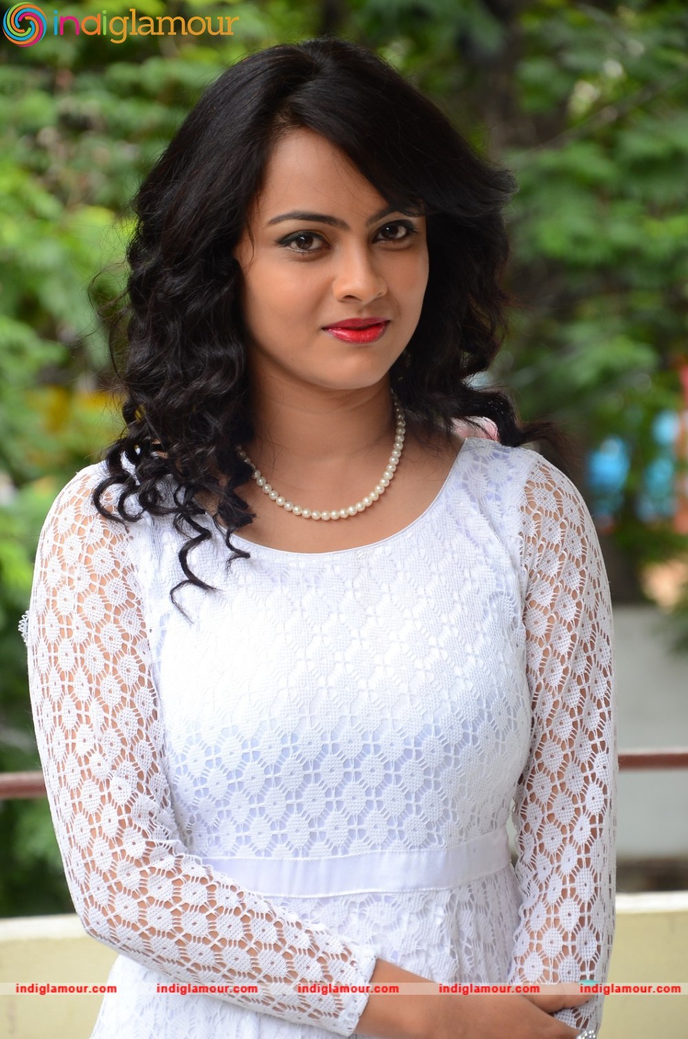 Athithi Das Actress hd photo