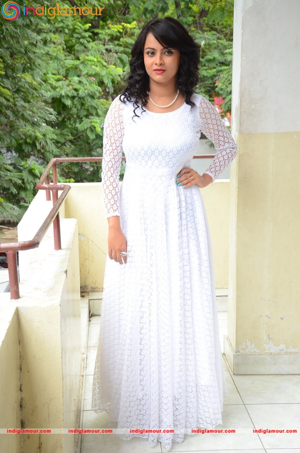 Athithi Das Actress hd photo
