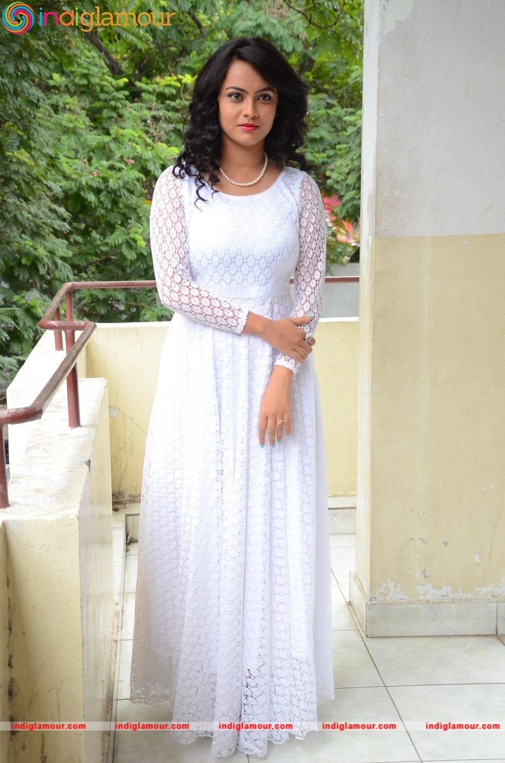 Athithi Das Actress hd photo