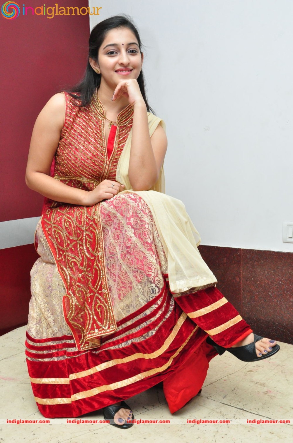 Mouryani Actress hd photo