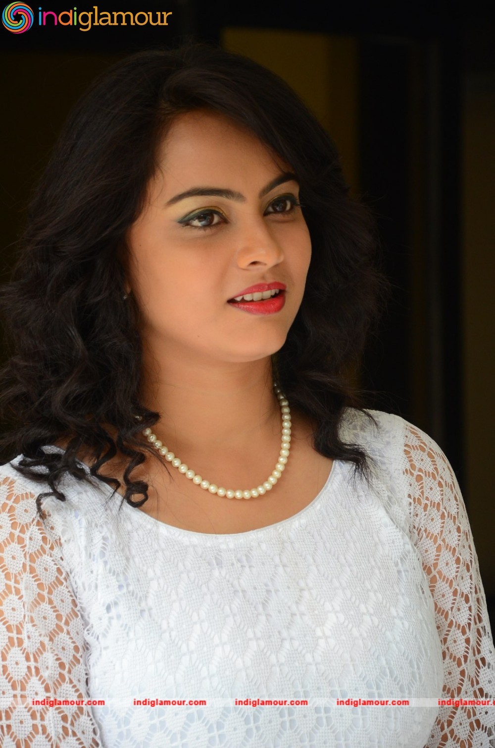 Athithi Das Actress hd photo