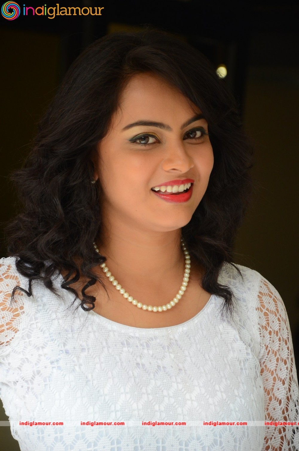Athithi Das Actress hd photo