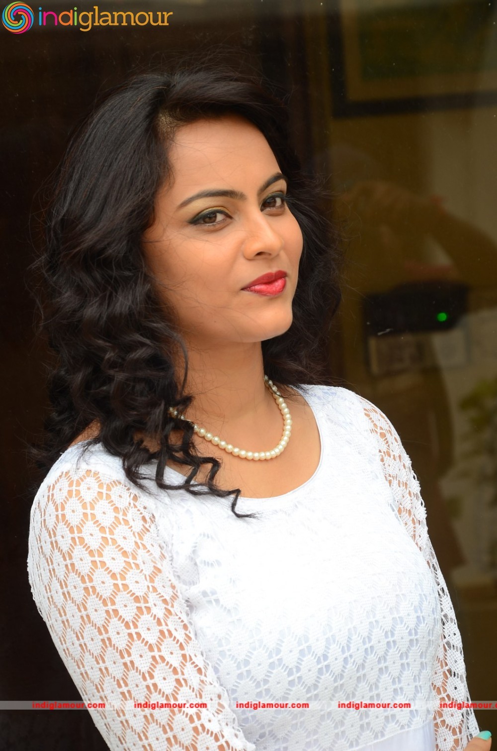 Athithi Das Actress hd photo