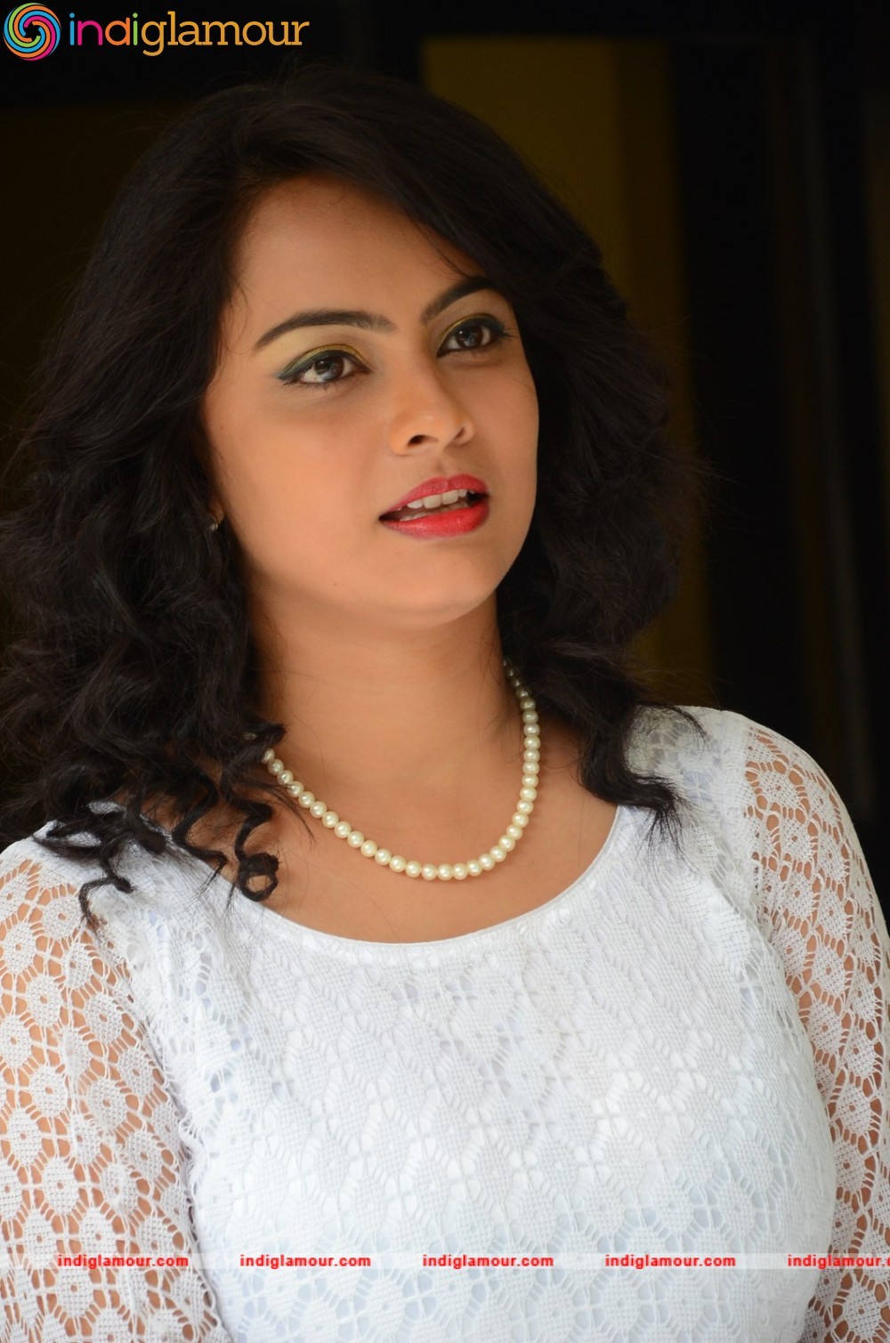 Athithi Das Actress hd photo